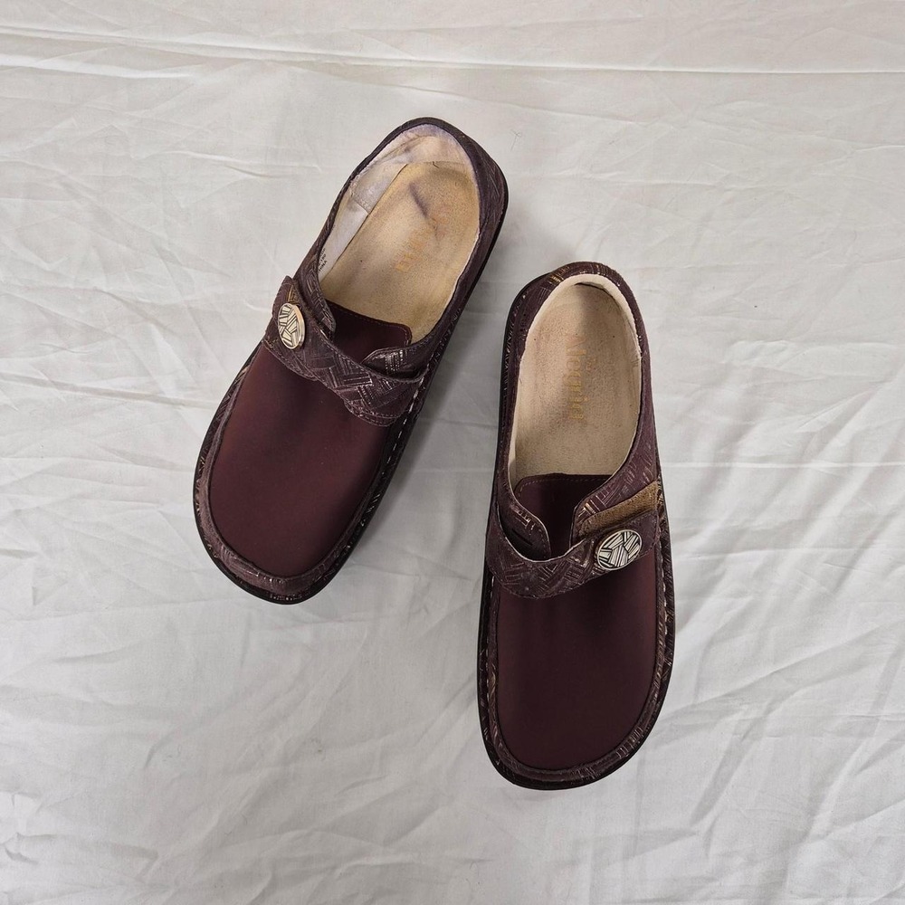 Alegria Dena Dream Fit Slip On Clogs Womens 40/9.5 Comfortable Nursing Orthotic